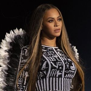 Meet your Posher, Amro